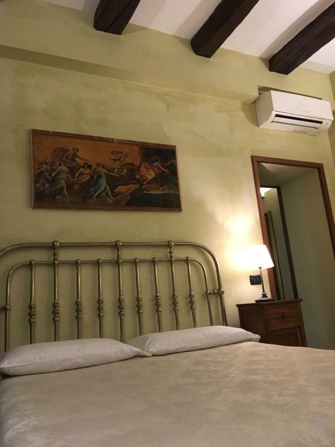 Il Palazzotto Hotel Исерния Екстериор снимка