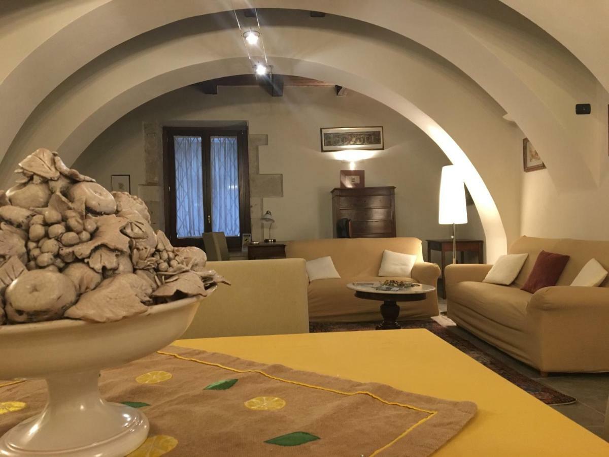 Il Palazzotto Hotel Исерния Екстериор снимка